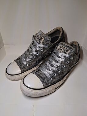 Womens Converse Low Tops Silver, Gray, & White Fabric Sneakers Size 8